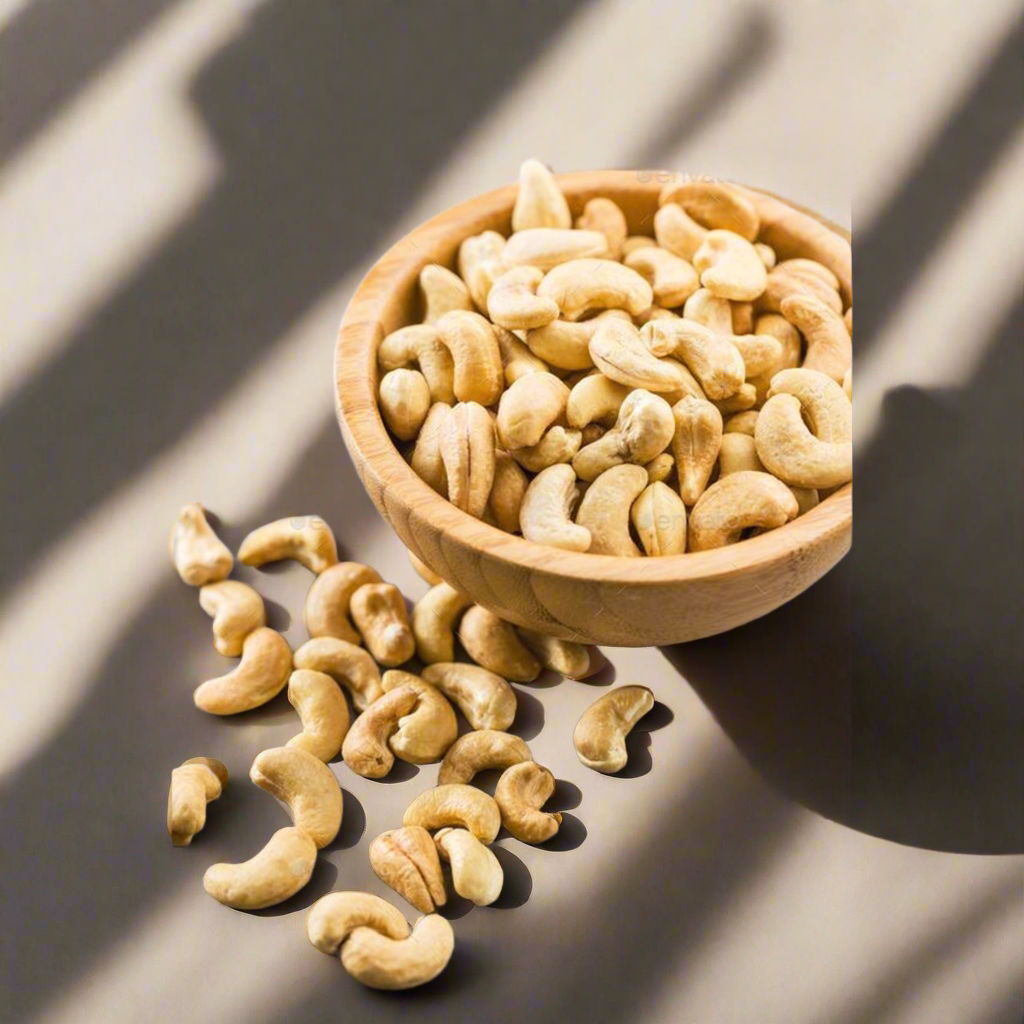 Raw cashew nuts – packed with magnesium and great for brain health