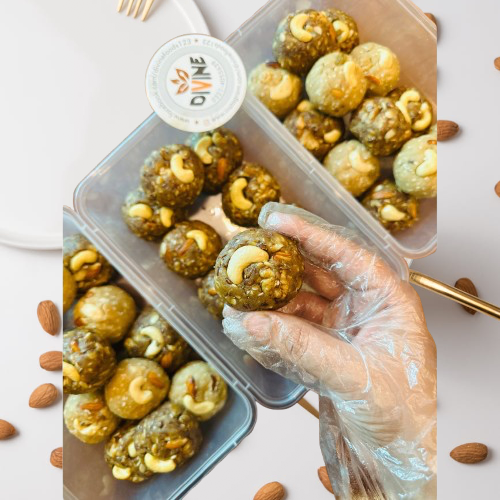 Homemade Alsi Pinniyan made with flaxseeds, jaggery, and dry fruits