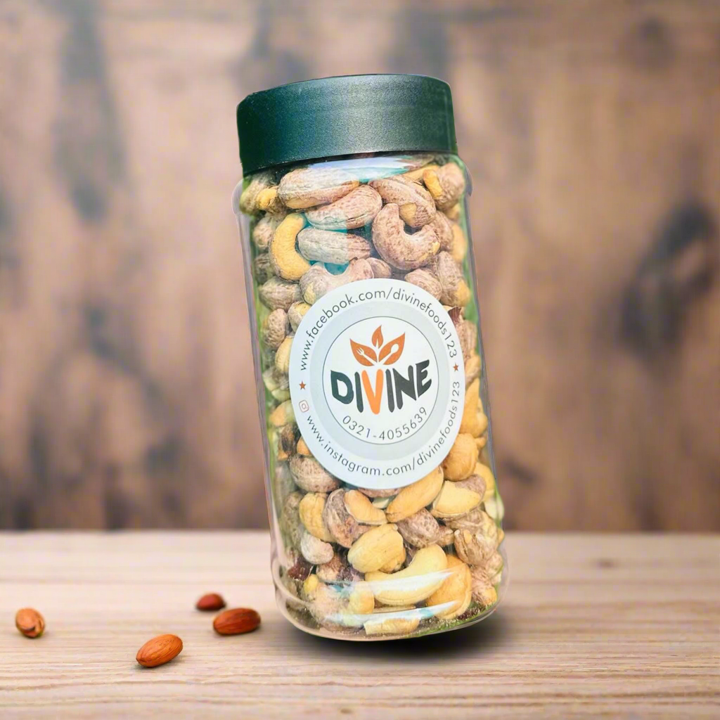 Skinned cashewnuts